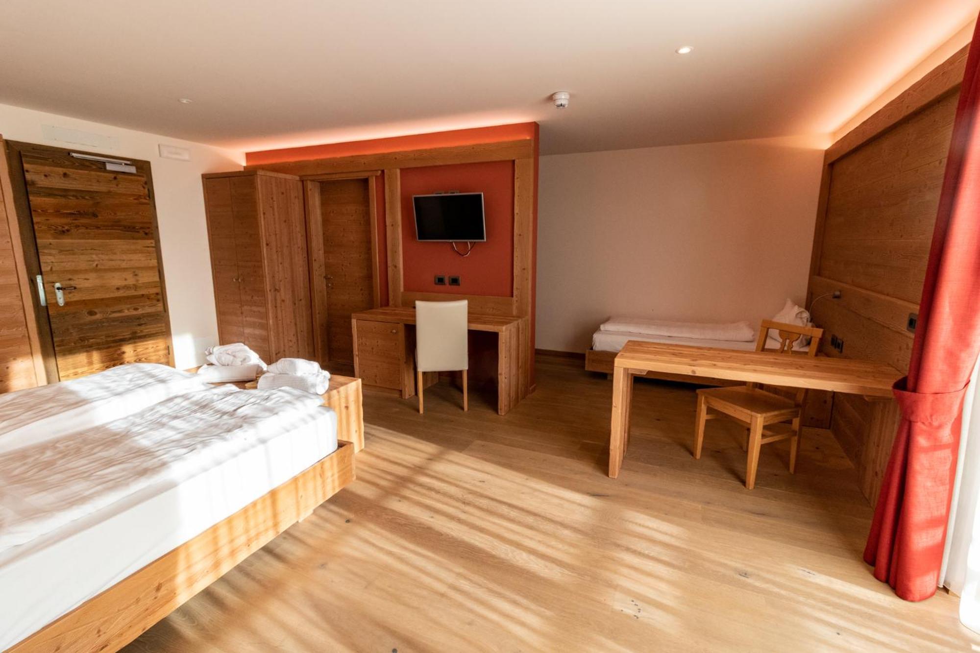 Rumo Alpen Garten Hotel Margherita מראה חיצוני תמונה